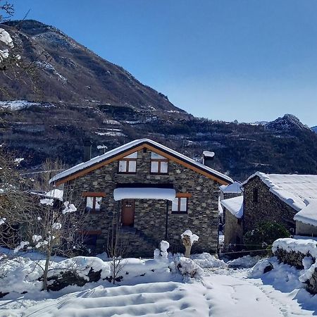 Apartamentos Turisticos: Tu Casa En Sahun Bagian luar foto