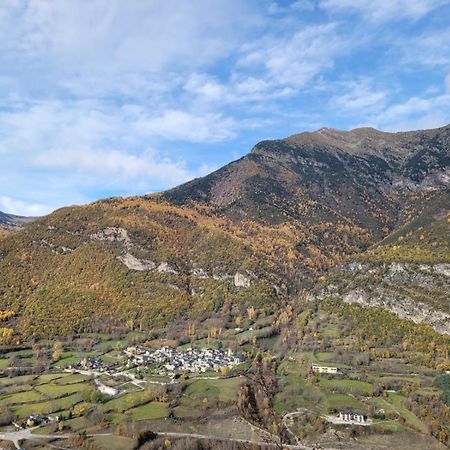 Apartamentos Turisticos: Tu Casa En Sahun Bagian luar foto