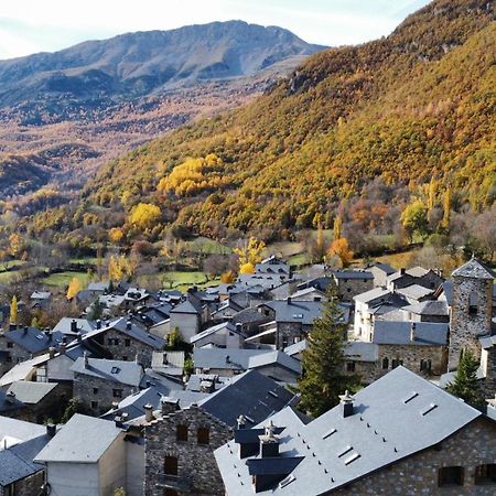 Apartamentos Turisticos: Tu Casa En Sahun Bagian luar foto