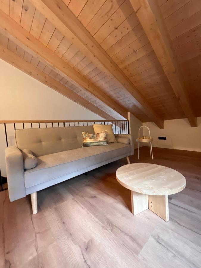 Apartamentos Turisticos: Tu Casa En Sahun Bagian luar foto