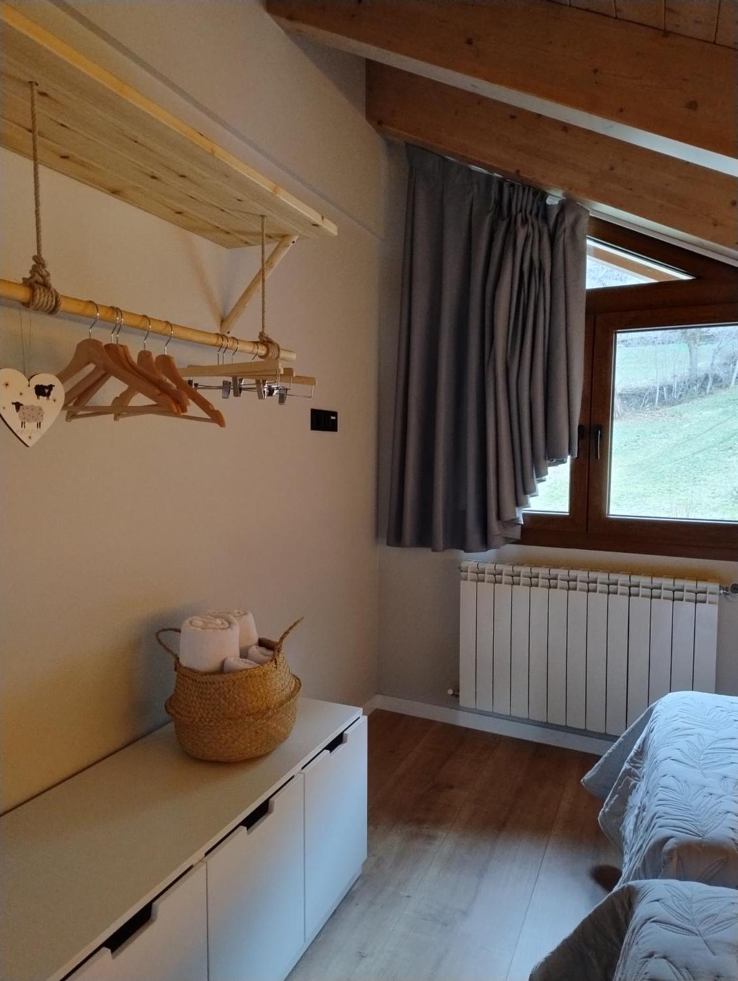Apartamentos Turisticos: Tu Casa En Sahun Bagian luar foto
