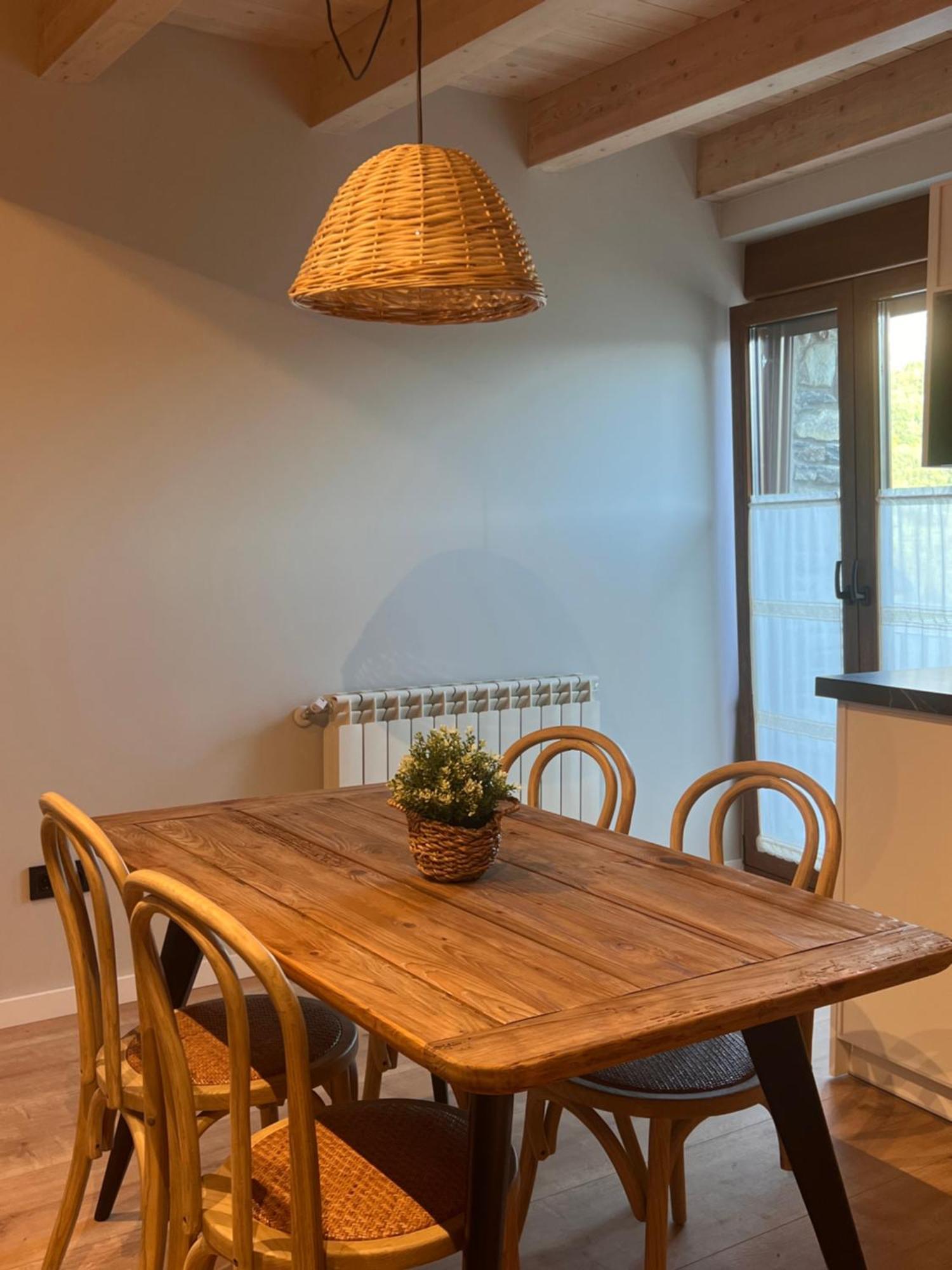 Apartamentos Turisticos: Tu Casa En Sahun Ruang foto